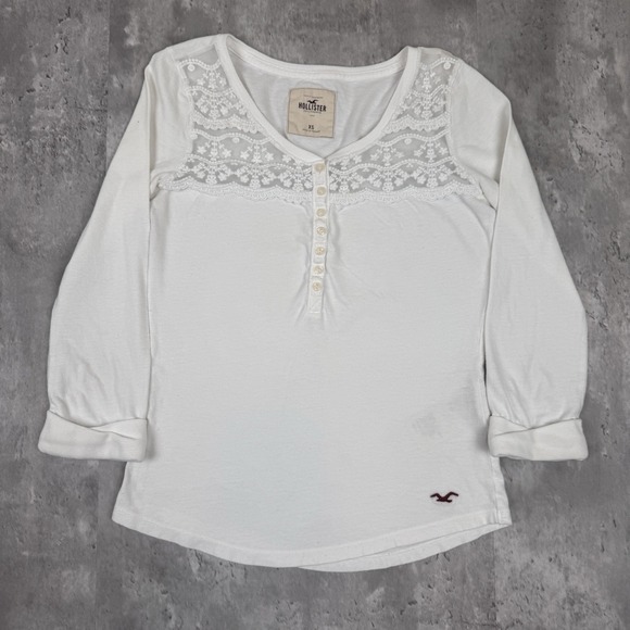 Hollister Tops - Hollister Henley Shirt Lace 3/4 Sleeve